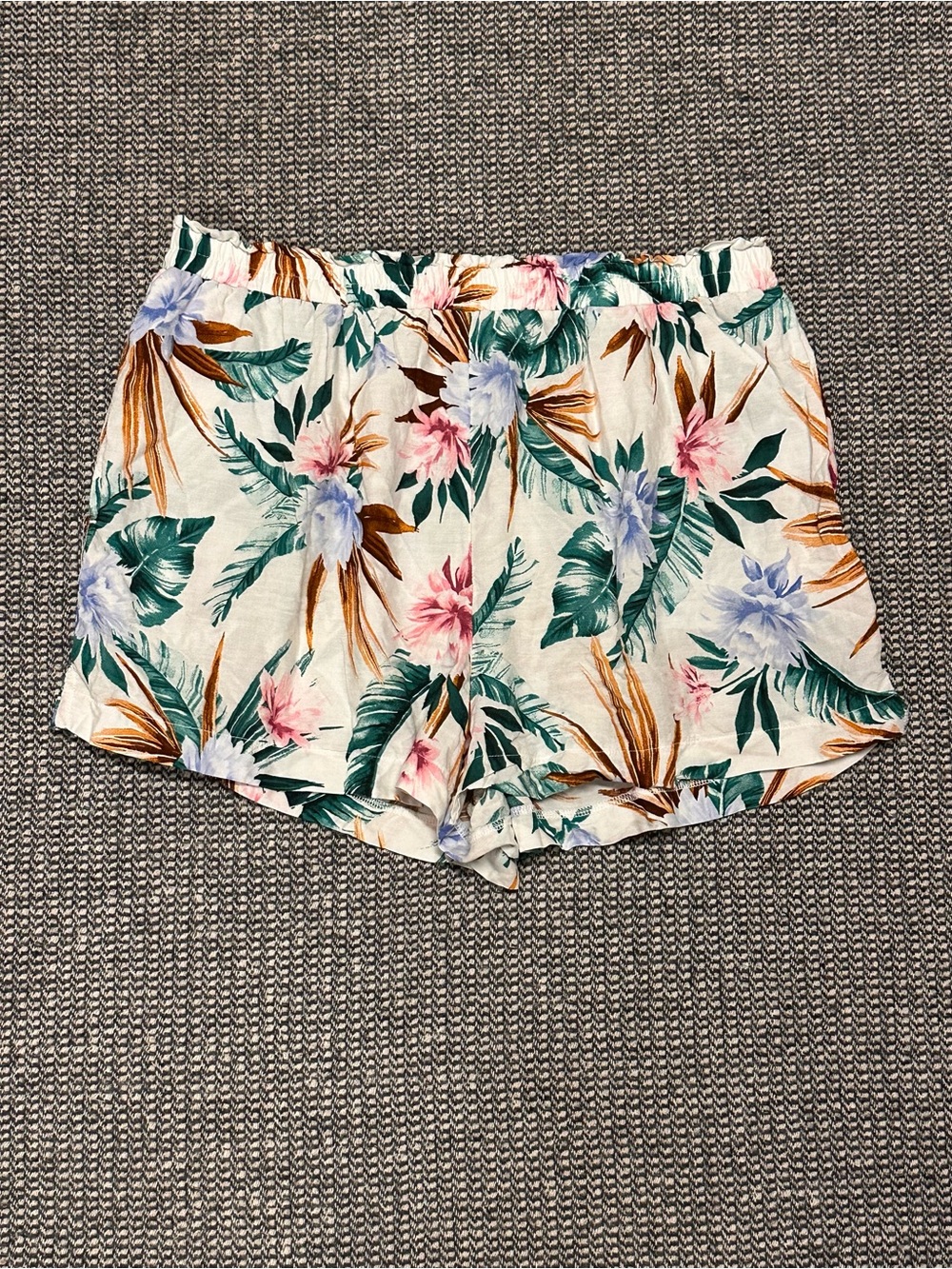 Shade & Shore Cream Tropical Floral Women’s Shorts